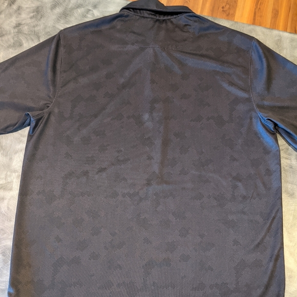Walter Hagan & Callaway Golf Shirts - Picture 5 of 12